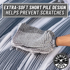 The PileDriver Ultimate Multipurpose Detailing Mitt
